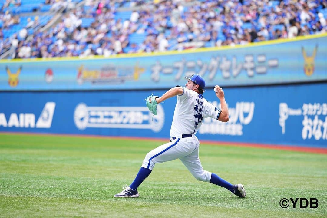 トレバー・バウアーさんのインスタグラム写真 - (トレバー・バウアーInstagram)「Keep moving forward⚔️ #japan #baseball #sword」8月3日 4時00分 - baueroutage