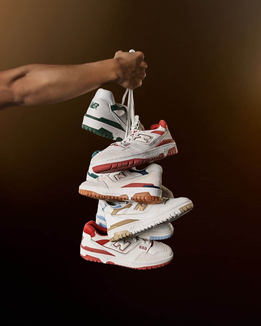 Foot Lockerさんのインスタグラム写真 - (Foot LockerInstagram)「Show Up and Show Out in New Balance.  Shop in-store or online to grow your collection of classics.」8月3日 4時01分 - footlocker