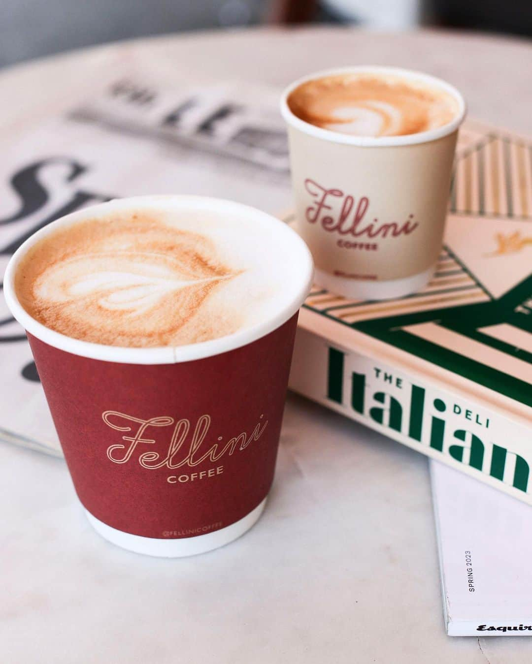 フランコ・ノリエガさんのインスタグラム写真 - (フランコ・ノリエガInstagram)「It’s here! @fellinicoffee come check out the smallest and cutest coffee shop in NYC 🗽♥️☕️」8月3日 5時40分 - franconorhal