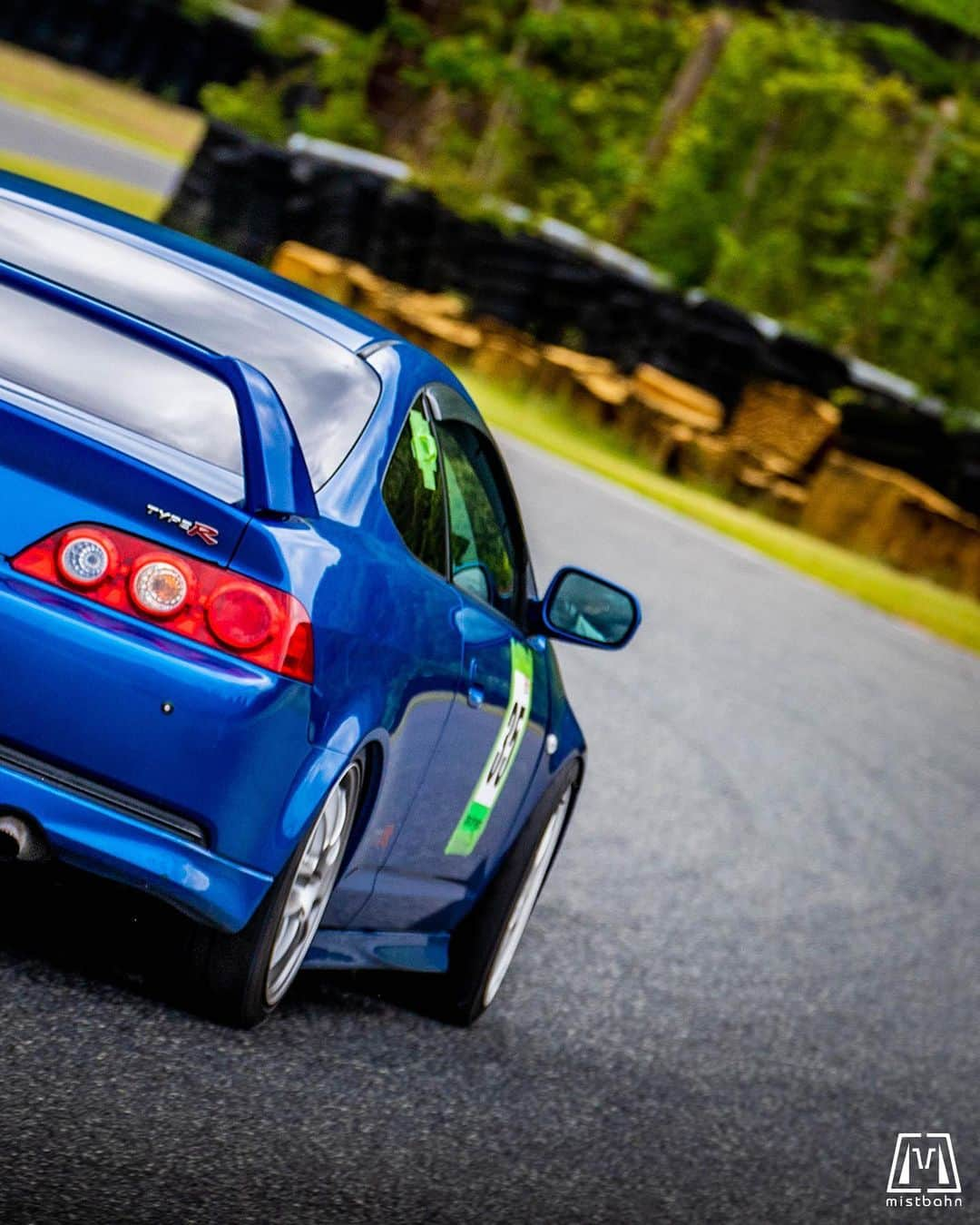 mistbahnさんのインスタグラム写真 - (mistbahnInstagram)「_ Honda DC5 INTEGRA Type R _ 🚗: @ru_dc5r  📷: @mistbahn _ Shot on May-20 2023 🏁 "Circuit Festa ( @circuit_festa_west_japan )". Central Circuit (Hyogo Japan) _ JP) 2023年5月20日、セントラルサーキットで開催された「サーキットフェスタ ( @circuit_festa_west_japan )」で撮影。 _ #circuitfesta #サーキットフェスタ  #circuitfesta2023 #サーキットフェスタ2023 #centralcircuit #セントラルサーキット #hondaintegra #dc5 #dc5r #dc5integra #itr #インテグラ #ホンダインテグラ #integra #hondaintegratyper #rsx #kseries #k20 #k20a #vtec #timeattack #timeattackjapan #hondasontrack」8月3日 6時15分 - mistbahn