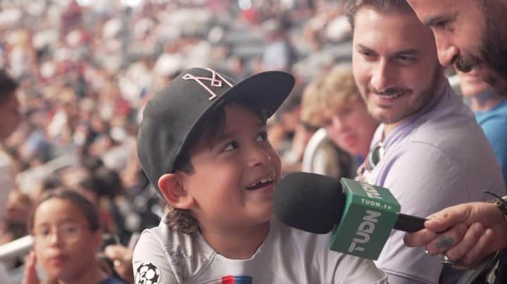 マルク・クロサスのインスタグラム：「Probablemente, la mejor entrevista de mi vida 🥹😍 @bruno.crosas.  🎥: @tonymartinezh @josepalonso96 ❤️」
