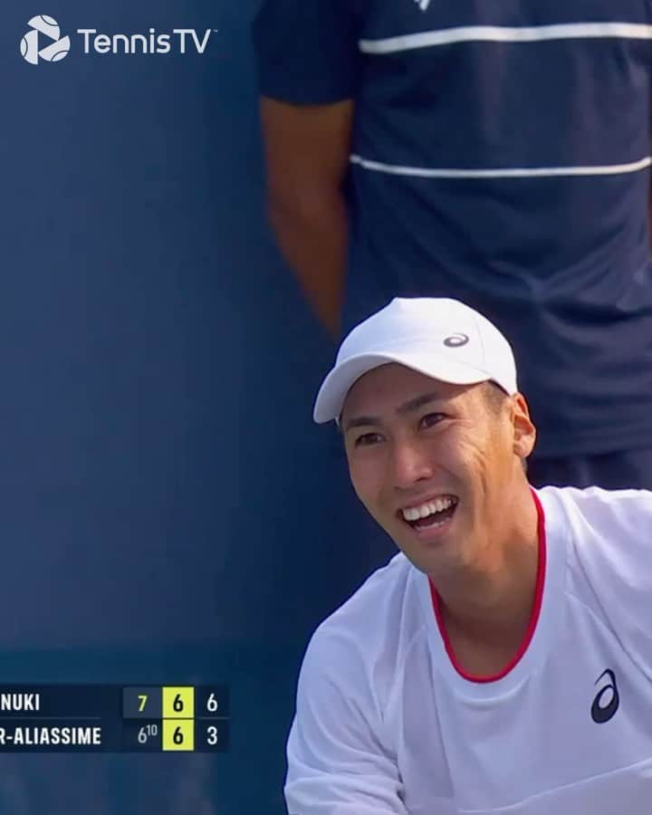 綿貫陽介のインスタグラム：「THE BIGGEST WIN OF HIS CAREER SO FAR 🔓   @tennisuke412 pulls off a stunning win over No. 3 seed Auger-Aliassime 7-6(10), 7-6(3) to reach the third round in Washington!   #mubadalacitidcopen」