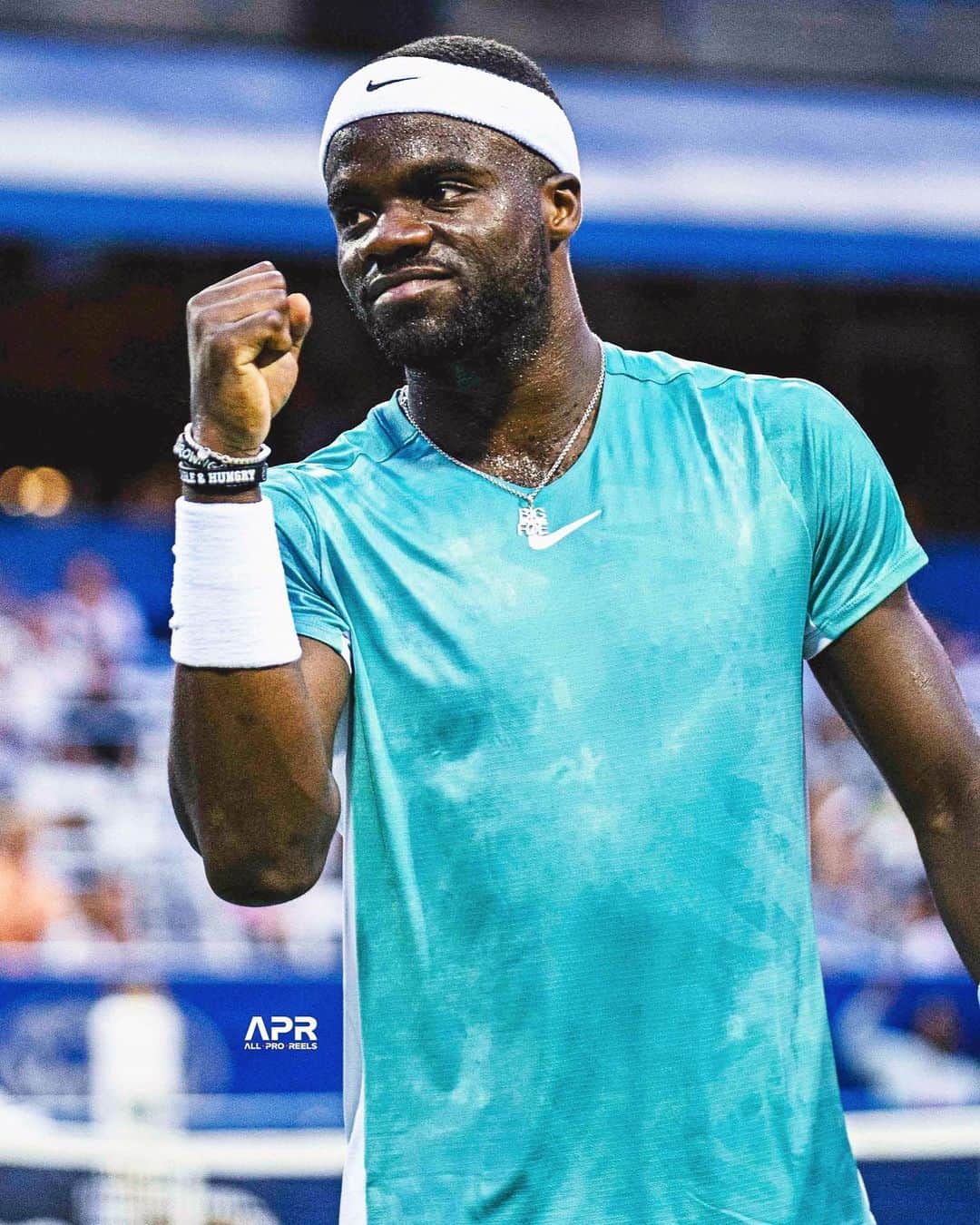 のインスタグラム：「Crazy opening night in dc @mubadalacitidcopen. Y’all really showed out for me. Keep that same energy dc. See y’all again tomorrow at 7pm. #dcornothing #hometownhero #godspeed✊🏿✊🏿」