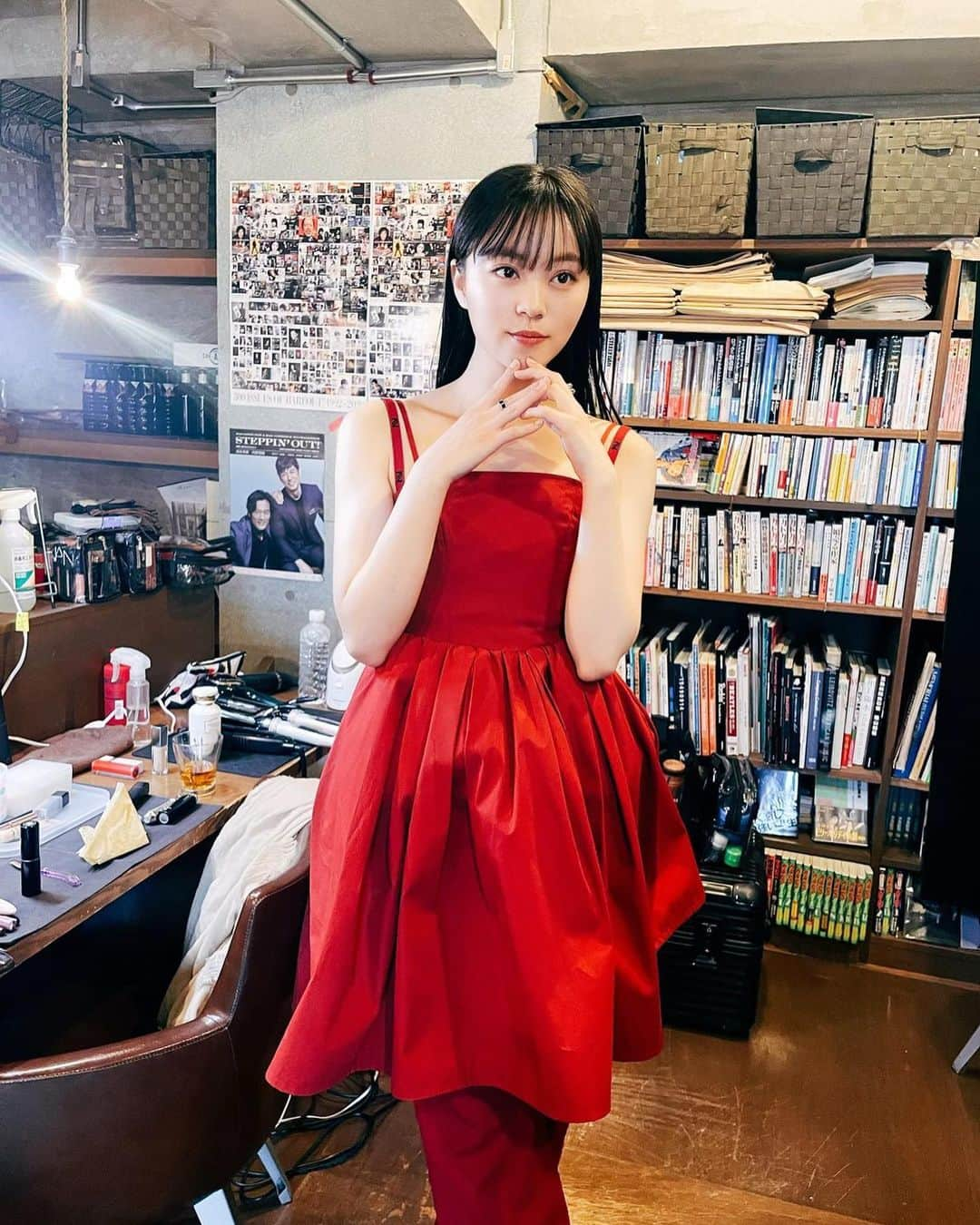 深尾あむのインスタグラム：「BARFOUT!❤️🧲🧨💄👠」