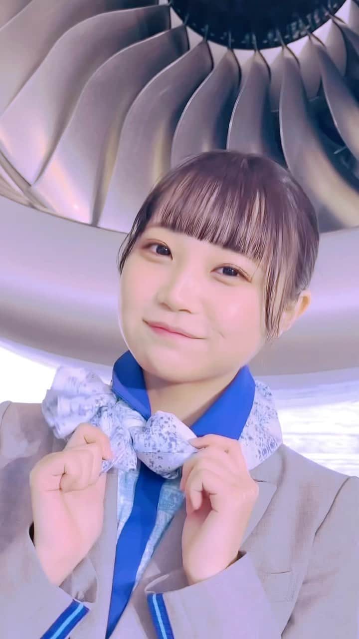 ANAのインスタグラム：「🎉🤖🤍 #akb48 x #ANA  #佐藤美波 #さとみな #allnipponairways #happybirthday #お誕生日おめでとう #0803 #🎂 #佐藤美波ちゃん20歳誕生祭  @sato_minami16th @akb48」