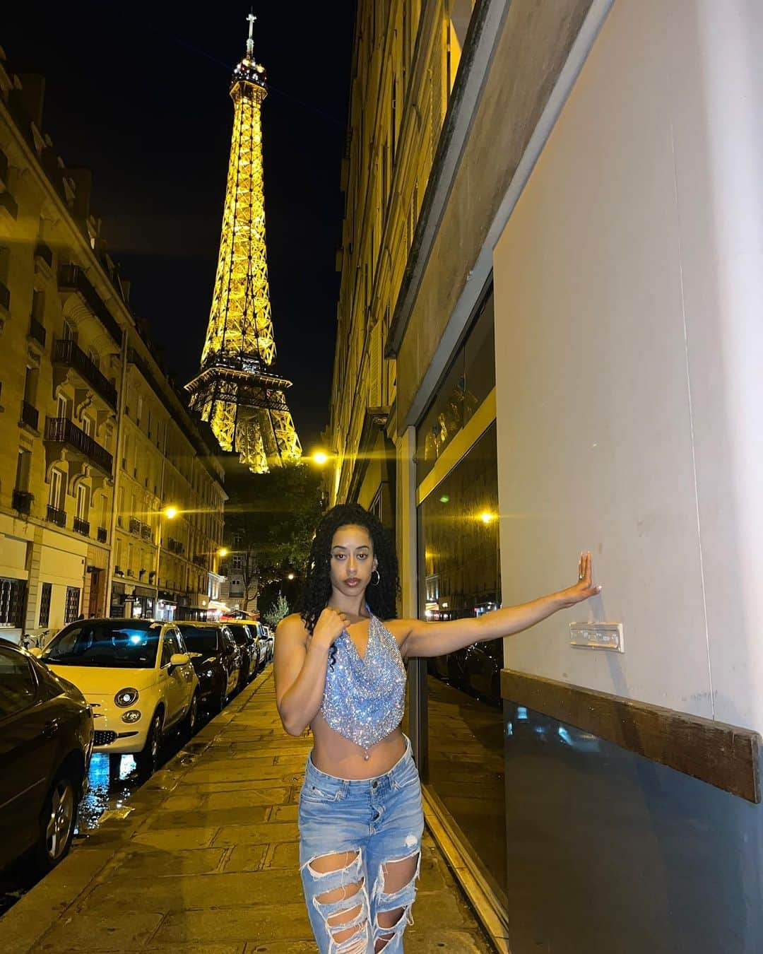 ソフィーナ・デジーサスさんのインスタグラム写真 - (ソフィーナ・デジーサスInstagram)「She has that certain je ne sais quoi ✨   #lifepost #travelcontent #eiffletower #happytravels #lifestylegoals」8月10日 4時00分 - sophinathediva