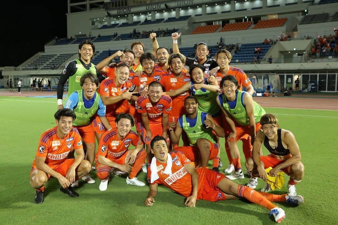 早川史哉のインスタグラム：「* 🔥🔥🔥 #勝ったら撮る2023  #アルビレックス新潟  #albirex」