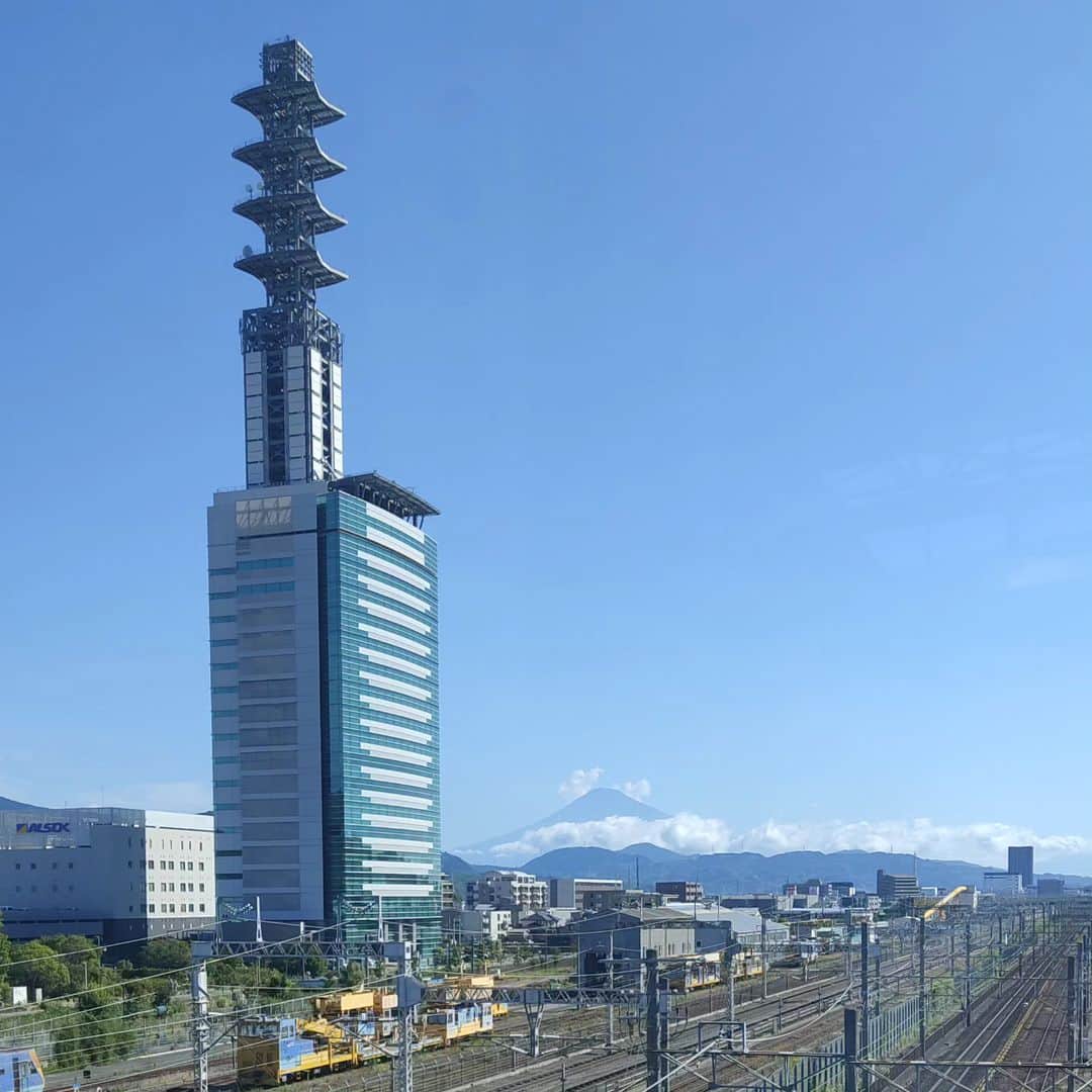 日向正樹さんのインスタグラム写真 - (日向正樹Instagram)「東静岡駅到着。 今日は小学生向けのアニメ講座をやります。」8月3日 8時31分 - hinatamasaki