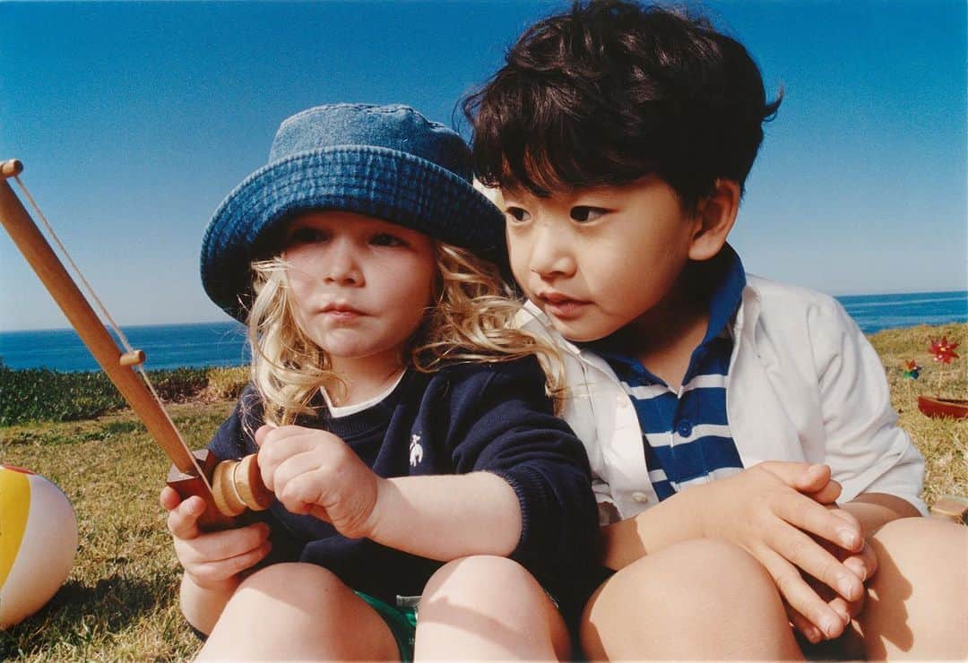のインスタグラム：「Keeping it reel 🎣 (new looks for your little ones)」