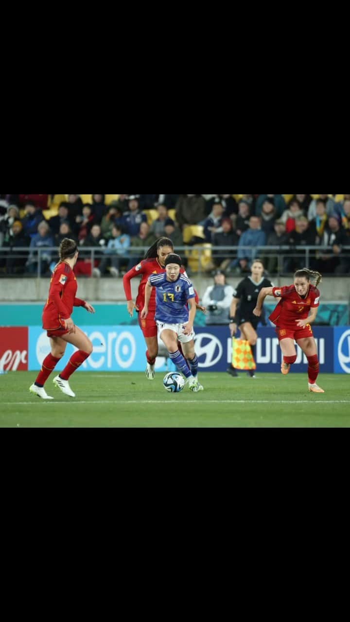 遠藤純のインスタグラム：「🇯🇵vs 🇪🇸   Reel recap of Japan vs Spain   Photos 📷 @japanfootballassociation  Videos 🎥 @coachandrewjulian   #worldcup #nofootballnolife」
