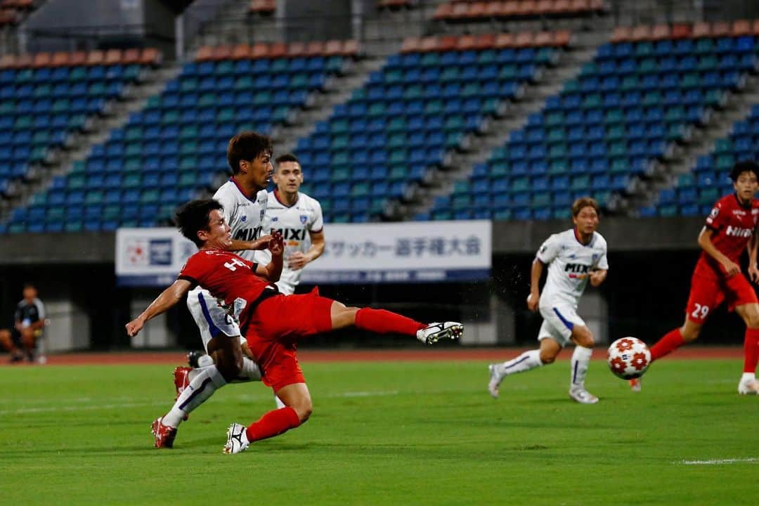 ROASSO KUMAMOTOさんのインスタグラム写真 - (ROASSO KUMAMOTOInstagram)「フォトレポート📷2️⃣ #ロアッソ熊本 #8月2日 #天皇杯4回戦 #FC東京戦 #2-0勝利 #無失点 #ベスト8進出 #平川怜⚽️ #松岡瑠夢⚽️ #たくさんの応援ありがとうございました   次の試合はホームゲーム #8月6日 #えがお健康スタジアム #挑め高みへ」8月3日 9時51分 - roassokumamoto_official