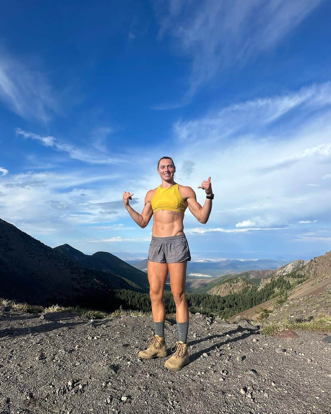 カーリー・ウォパットさんのインスタグラム写真 - (カーリー・ウォパットInstagram)「Reaching new heights! 🏔️   Lots of firsts for me in our altitude training camp. But the most impressive might be what we accomplished on our third and final day.   We set out to summit the 3 highest peaks in Flagstaff, AZ all in one day with an added “Murph” element - 100 burpees on the first summit, 200 push-ups on the second, and 300 air squats on the third. 💪🏼  1. Mt Elden: 9,301’ 2. Mt Kendrick: 10,425’ 3. Mt Humphreys: 12,633’  • Starting at 5 AM, and ending in the dark of the night, we succeeded. 🤘🏼 • 12,633’ is my highest elevation ever. 🙌🏼 With the last bit of Humphreys being a scramble to the top, I most definitely felt it.  • We hiked 25+ miles and almost 10k of vert, which is essentially a marathon. But up. That’s the most distance I’ve covered on foot in the span of 12 hrs. 🤯 Descending was the worst.  • A thunderstorm rolled in as we were descending Mt Kendrick. Raced the lightning ⚡️ on the way back down. A bit of an adrenaline rush. Never done that before!  • Due to some radical circumstances, I hiked/ran the last 4 miles down Humphreys alone in the dark canopy of woods with nothing but the light of my phone. Talk about spooky. Not an easy trail to traverse at night. Took a lot of mental fortitude and self talk not to panic at times. Felt like I was back at the @goruck games. 🥲 • My feet have been pretty swollen for the past few days, which is new for me. Plenty of blisters too. Body is just about back to baseline. Ready for more.」8月3日 10時48分 - carlywopat