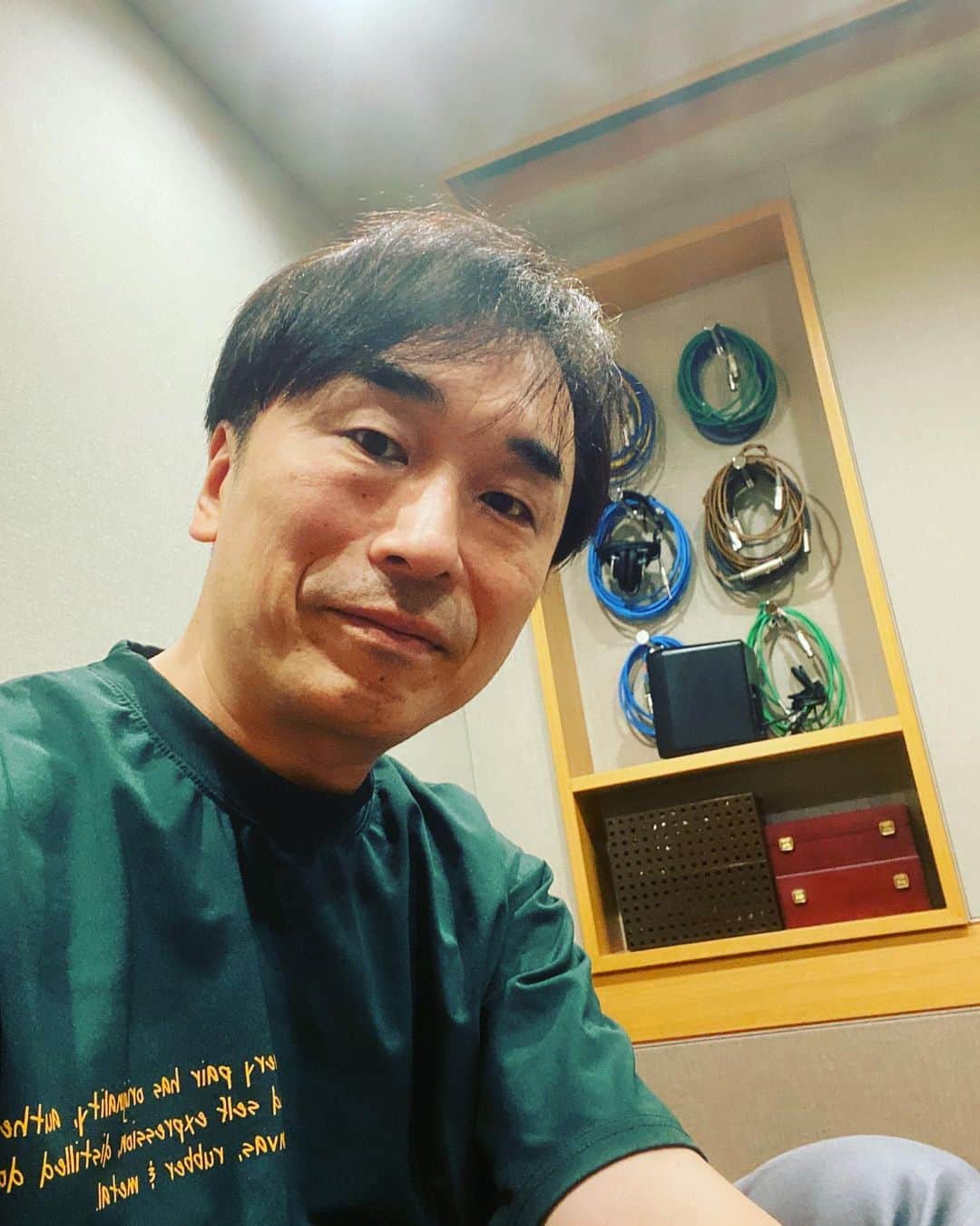 関智一のインスタグラム：「今日もボチボチ始めましょ🎵 #叫び #楽しい #肉」