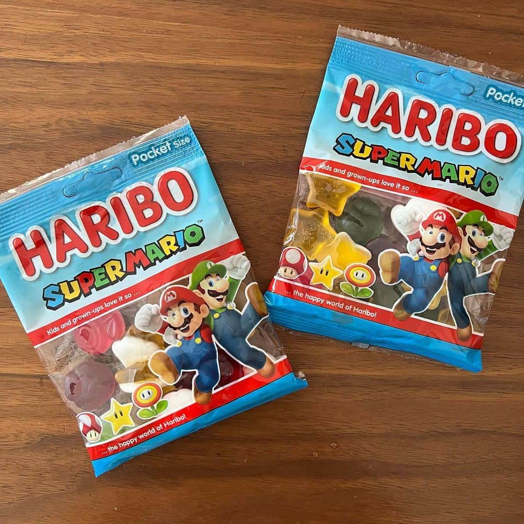 岡部玲子さんのインスタグラム写真 - (岡部玲子Instagram)「仕事場の近くで見つけた HARIBOのマリオグミ⭐️ 可愛すぎてついつい ...