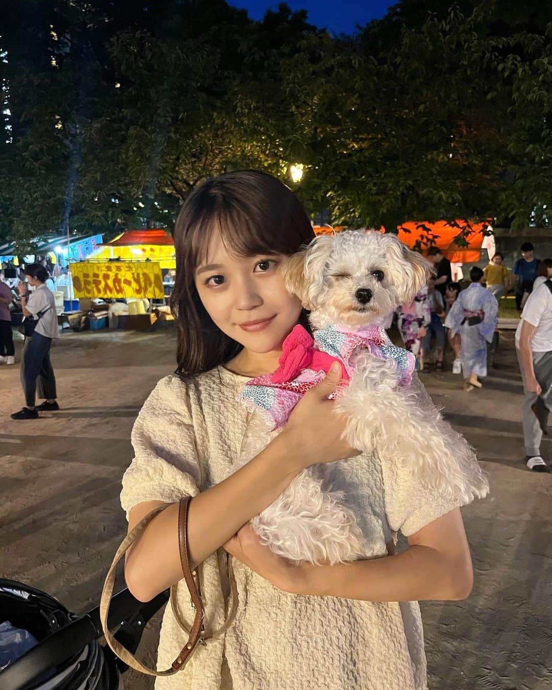 福見真紀のインスタグラム：「久しぶり天神祭🎆 むぎちゃん初めて浴衣着たよ👘 一枚目ウインクしてて可愛い😉」