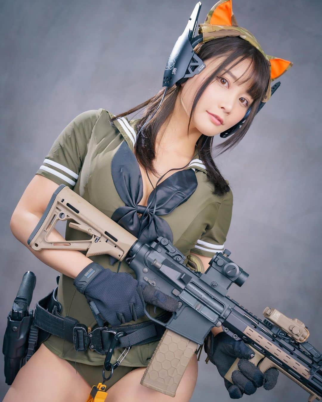 赤羽もものインスタグラム：「軍服セーラー🐾   #ミリタリー  #軍服  #セーラー服  #サバゲー  #military  #survivalgame  #survival」