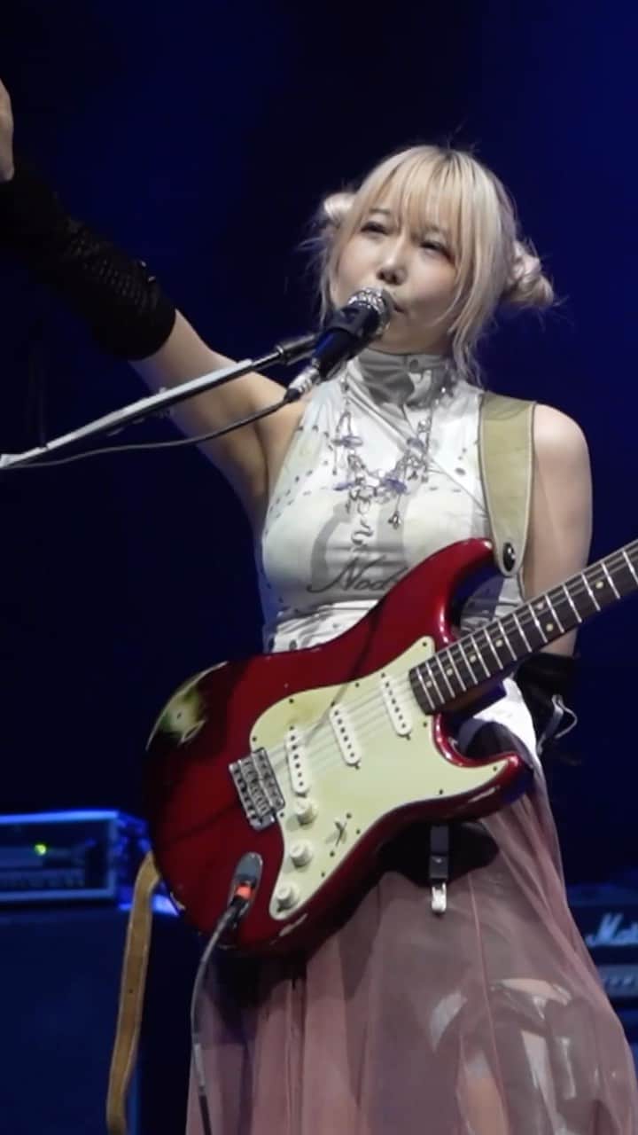 中村未来のインスタグラム：「Full Ver on YouTube✴︎フルはYouTubeへ ⁡ Recap video of our first overseas performance is live on YouTube! Thank you so much LA. We’ll be back! ⁡ Cö shu Nie初の海外公演となったAnime Expo 2023の密着動画が公開🦋 ┈┈┈┈┈┈┈┈┈┈ ⁡ こしゅLA公演のドキュメンタリー✴︎ 素な状態のわたしたちが収められています🍉 みんなYouTubeでフルも観てね🤍  Directed, Filmed, Edited by Kaz Skellington Additional Live Footage Filmed by Sean Chen ⁡ #AX2023 #coshulive #la」
