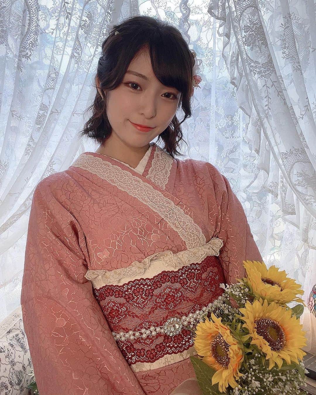 ちぃさんのインスタグラム写真 - (ちぃInstagram)「着物着たよ👘 ピンク似合ってるかな？🤔   #着物  #きもの  #着物レンタル  #着物女子  #着物ヘア  #大正ロマン館  #和」8月3日 21時27分 - skyteam_chii