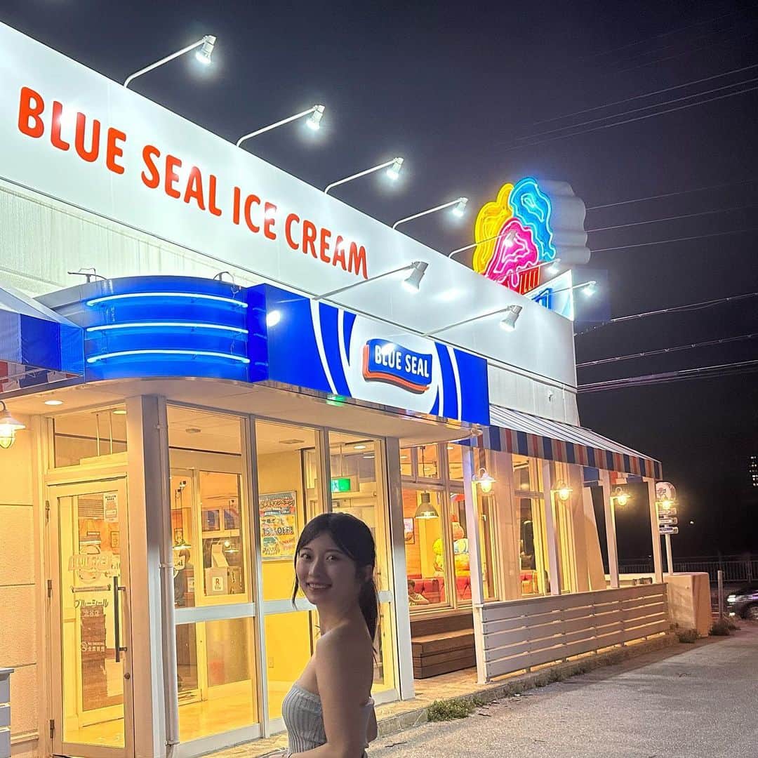 りこのインスタグラム：「明日はピラティス（何するか覚えてないくらい久しぶり）  反り腰やばいし巻き肩やし首もなんか訳分からんくらい痛いし課題まみれやけどがんばる😮‍💨  ただただ健康に生きたい 願いはそれだけ( ◠‿◠ )」