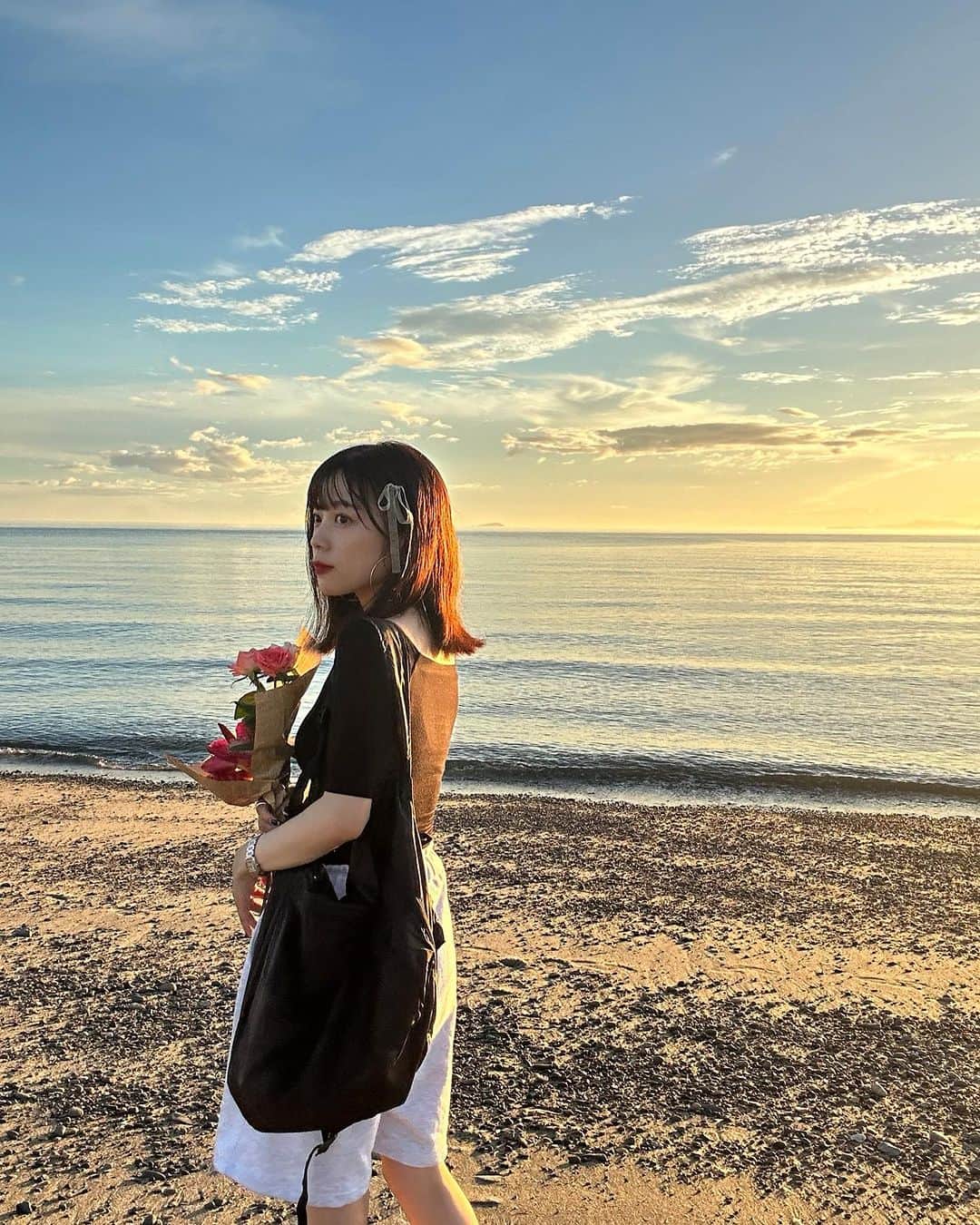 mizukiさんのインスタグラム写真 - (mizukiInstagram)「この海を見てこの空を見て 育ってきた🤝🪁🩵 ㅤㅤㅤㅤㅤㅤㅤㅤㅤㅤㅤㅤㅤ #愛媛#松山」8月3日 21時45分 - mizukidrop