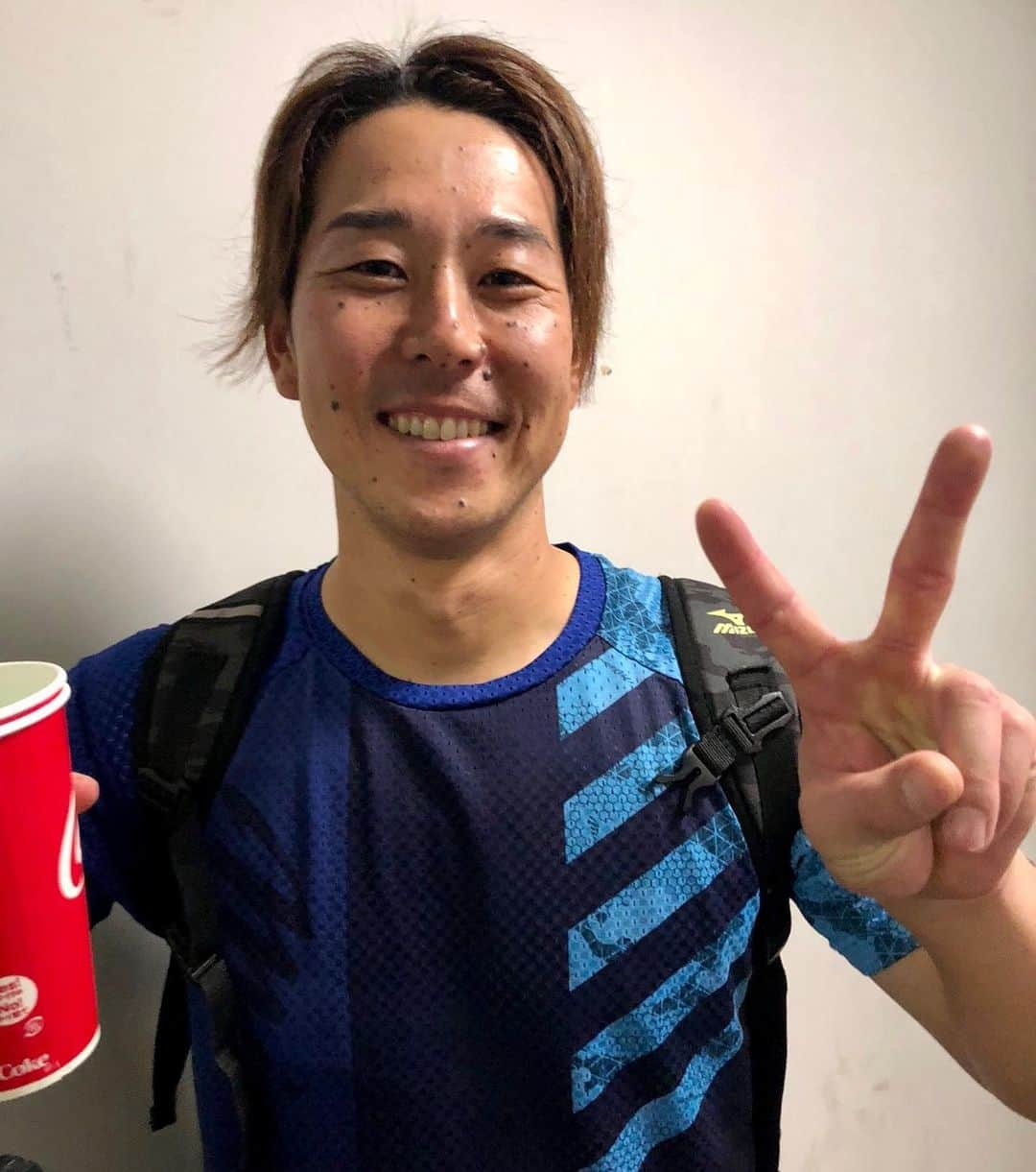 東北楽天ゴールデンイーグルスさんのインスタグラム写真 - (東北楽天ゴールデンイーグルスInstagram)「⚾️  ⚾️B 1-9 E⚾️ 田中将大選手の好投と12安打9得点の猛攻で快勝‼️‼️ 先発の田中将大選手は8回101球5安打1失点で6勝目👏🏼👏🏼 9回は高田孝一選手が1回無失点⚾️ 打っては今日が誕生日の小郷選手が6号ソロなど2安打1打点🎉 村林選手は2号3ランを含む3安打3打点の大活躍🔥 さらに鈴木大地選手が1安打2打点✌🏼 浅村選手、岡島選手、炭谷選手が1安打1打点👍🏼  #鷲が掴む #rakuteneagles #小郷裕哉  #村林一輝  #鈴木大地 #炭谷銀仁朗」8月3日 21時59分 - rakuten_eagles