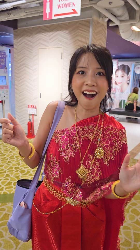 ビーム先生のインスタグラム：「สาววัยรุ่นญี่ปุ่นเขาถ่ายรูปกันยังไง !? ต้องลองให้ได้สักครั้งในชีวิต ! #ญี่ปุ่น #บีมและญี่ปุ่น」