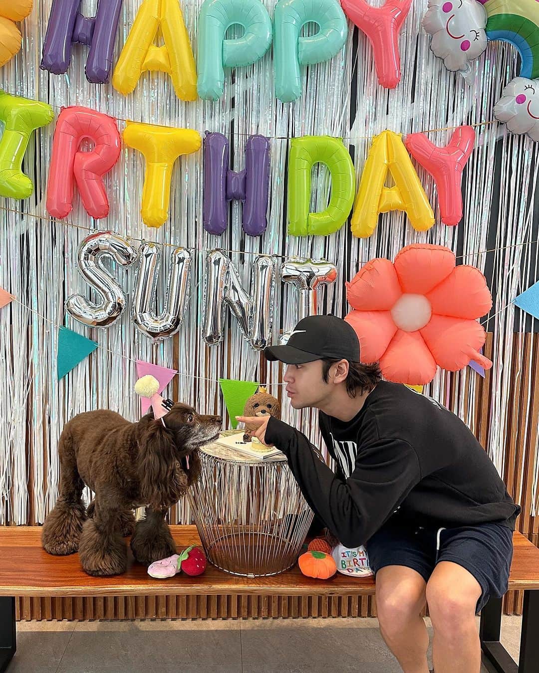 チャン・グンソクのインスタグラム：「HBD❤️Suni🎉🥳🎂🙌🏻」