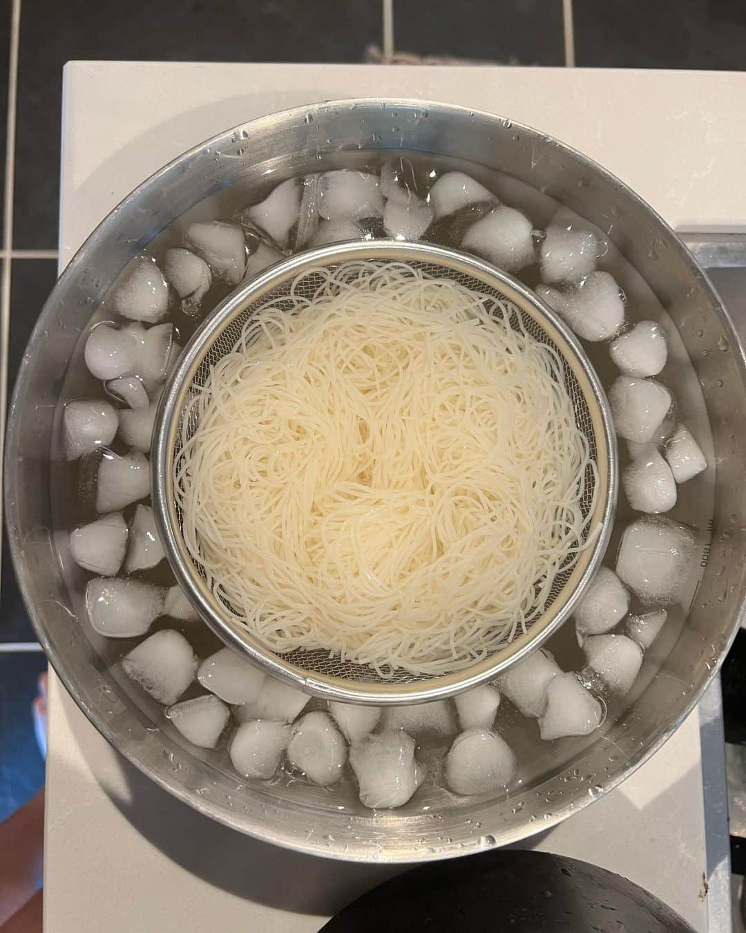 ノブ さんのインスタグラム写真 - (ノブ Instagram)「夏そうめん。 #硬式野球ボールの断面か」8月3日 14時29分 - noboomanzaishi