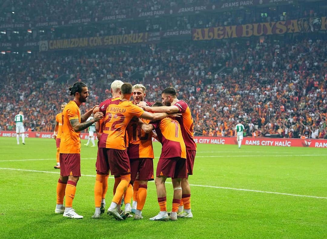 ガラタサライSKさんのインスタグラム写真 - (ガラタサライSKInstagram)「Günaydın #Galatasaray Ailesi」8月3日 15時00分 - galatasaray