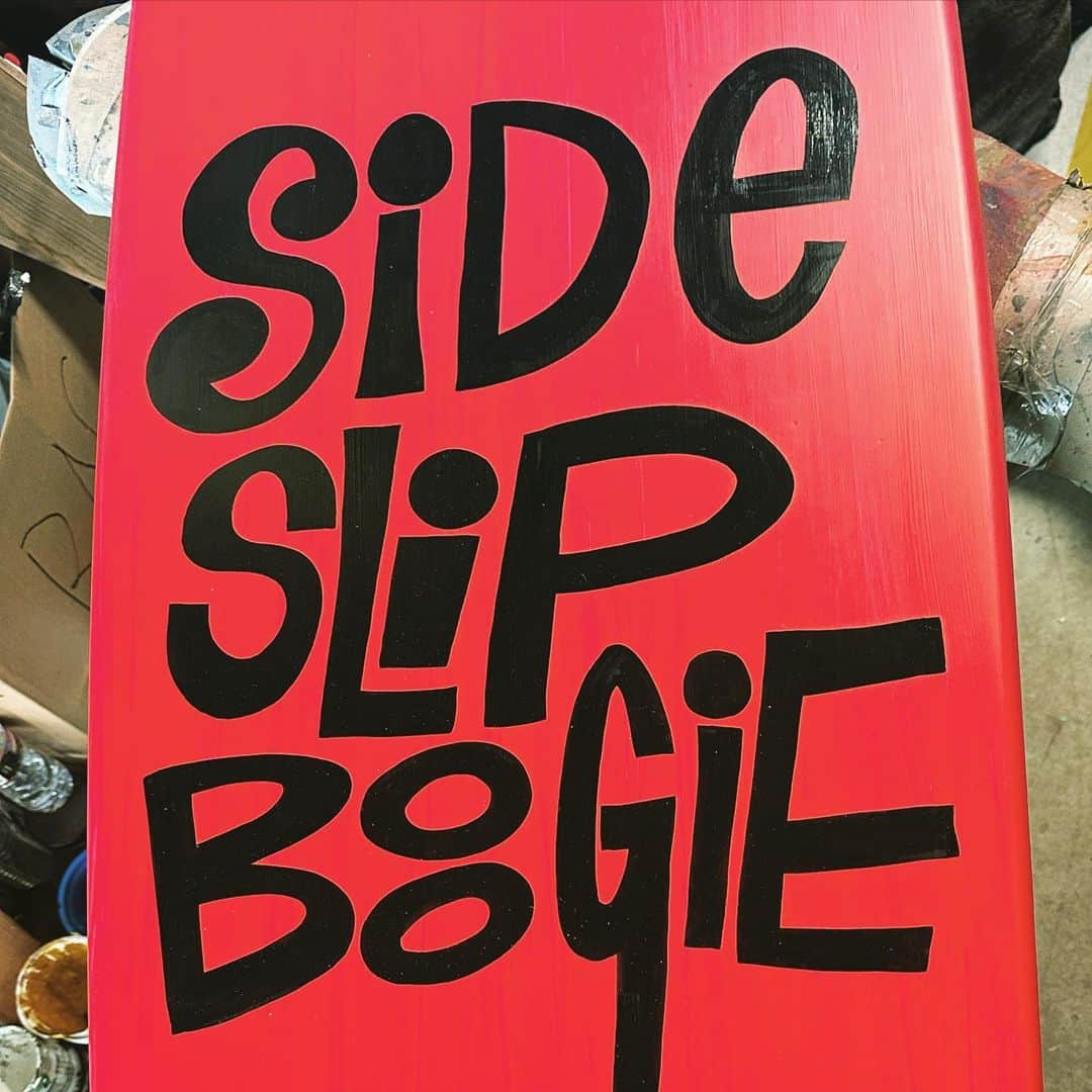 花井祐介さんのインスタグラム写真 - (花井祐介Instagram)「I went to ASTRODECK HQ to paint on @herbiefletcher surf boards.  It is a great honor to paint on Herbie’s surfboards. Barry McGee also put some artworks on the boards. So stoked to collaborate with these 2 legends. These boards will be on display at out group show”SHAPESHIFTER ”at @tandygallery starting 8/25.  前回の渡米時、アストロデッキの本社に行きハービーフレッチャーのシェープした板に直接絵を描いて来ました。 バリーさんのアートワークも加えられ3人のコラボ作品として８月のショーで展示されます。」8月3日 15時29分 - hanaiyusuke