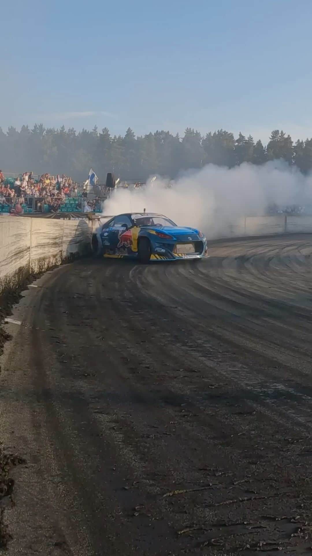 レッドブルのインスタグラム：「the cameras gave each other a little high five 😎  🛞: @kuba_przygonski  #redbull #givesyouwiiings #drifting #motorsports」