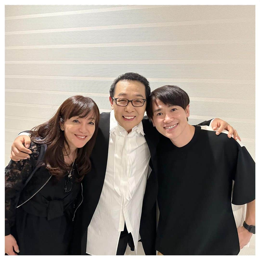 さだまさしさんのインスタグラム写真 - (さだまさしInstagram)「忙しい中ありがとう😊 岩崎宏美さんナオト・インティライミさんと📸 . #岩崎宏美 #ナオトインティライミ  #さだまさしコンサートツアー2023 #なつかしい未来 #50周年  #弦もナイト #渡辺俊幸 #さだ工務店 #藤堂昌彦 #ストリングス #さだまさし #sadamasashi #4夜 #東京国際フォーラム」8月3日 17時09分 - sada_masashi