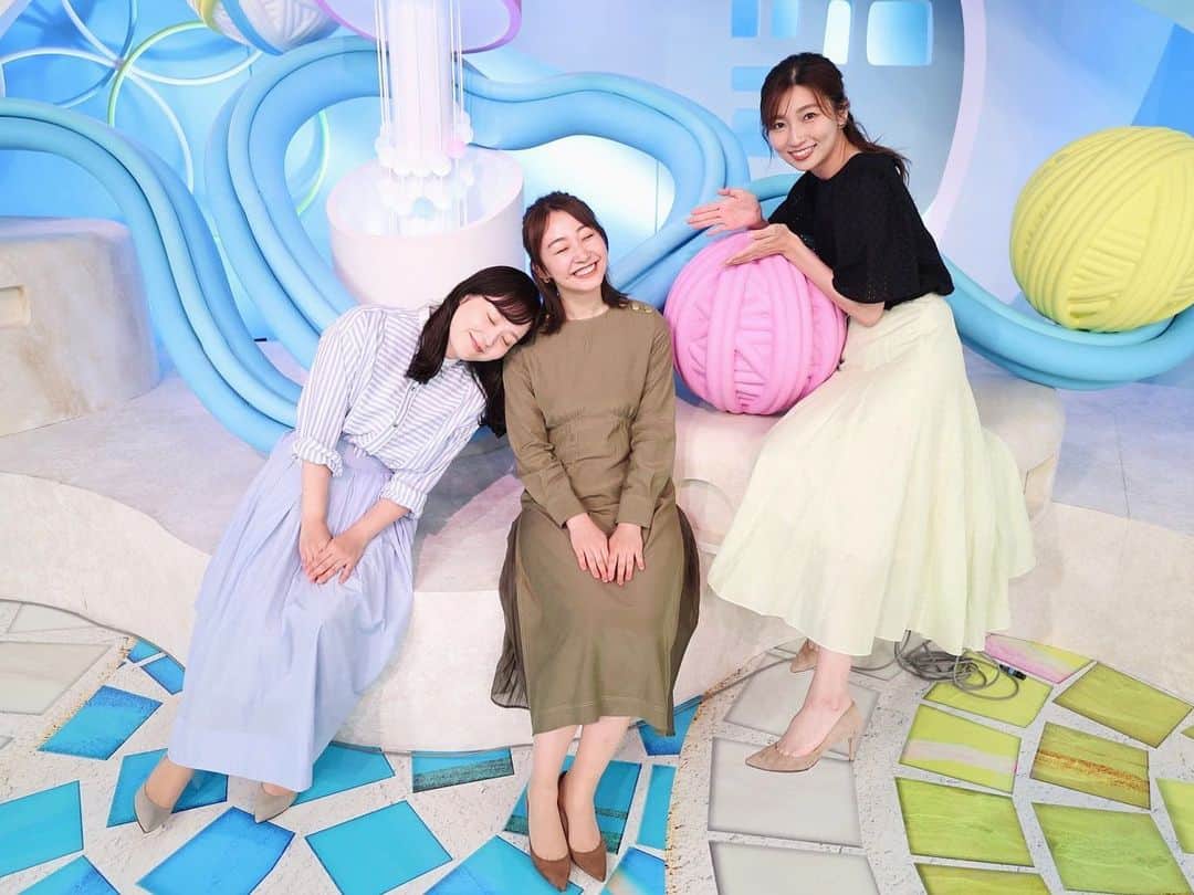 のインスタグラム：「ZIP!😌🤲🧶🩵」