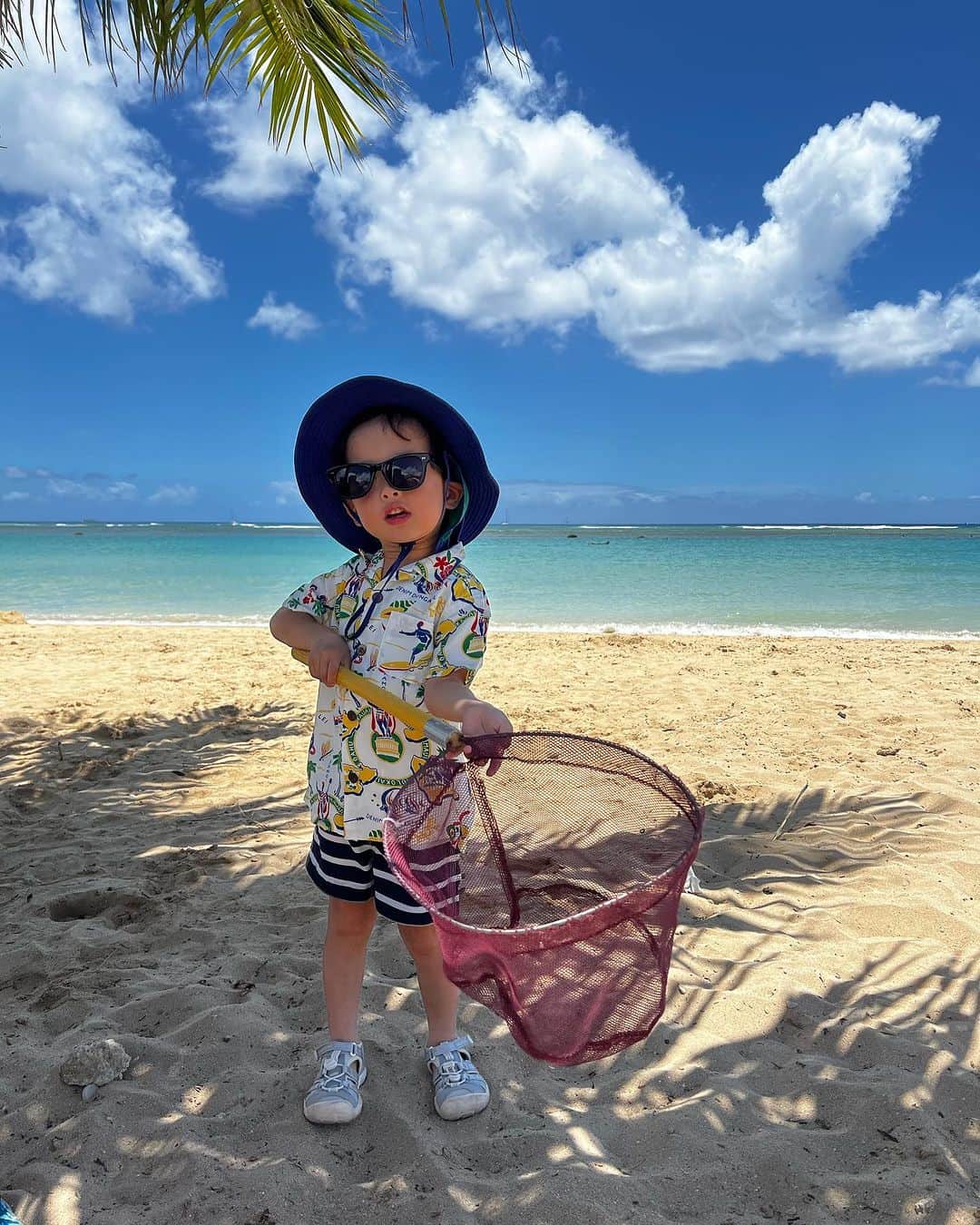 亀恭子さんのインスタグラム写真 - (亀恭子Instagram)「意外と着てなかったシャツが ここで活躍。  ハワイは太陽サンサンでも 風が心地良くて、 過ごしやすい☺︎  #2023summer #vacation #hawaii #夏休み」8月3日 17時32分 - kame_kyo