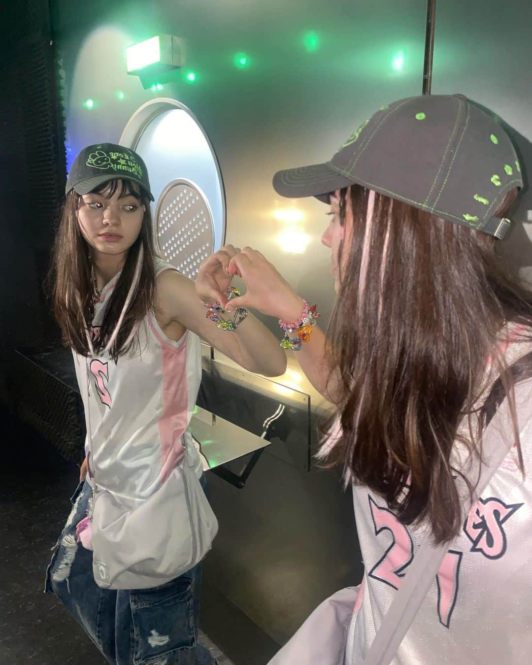 のインスタグラム：「👽🛸🪐」