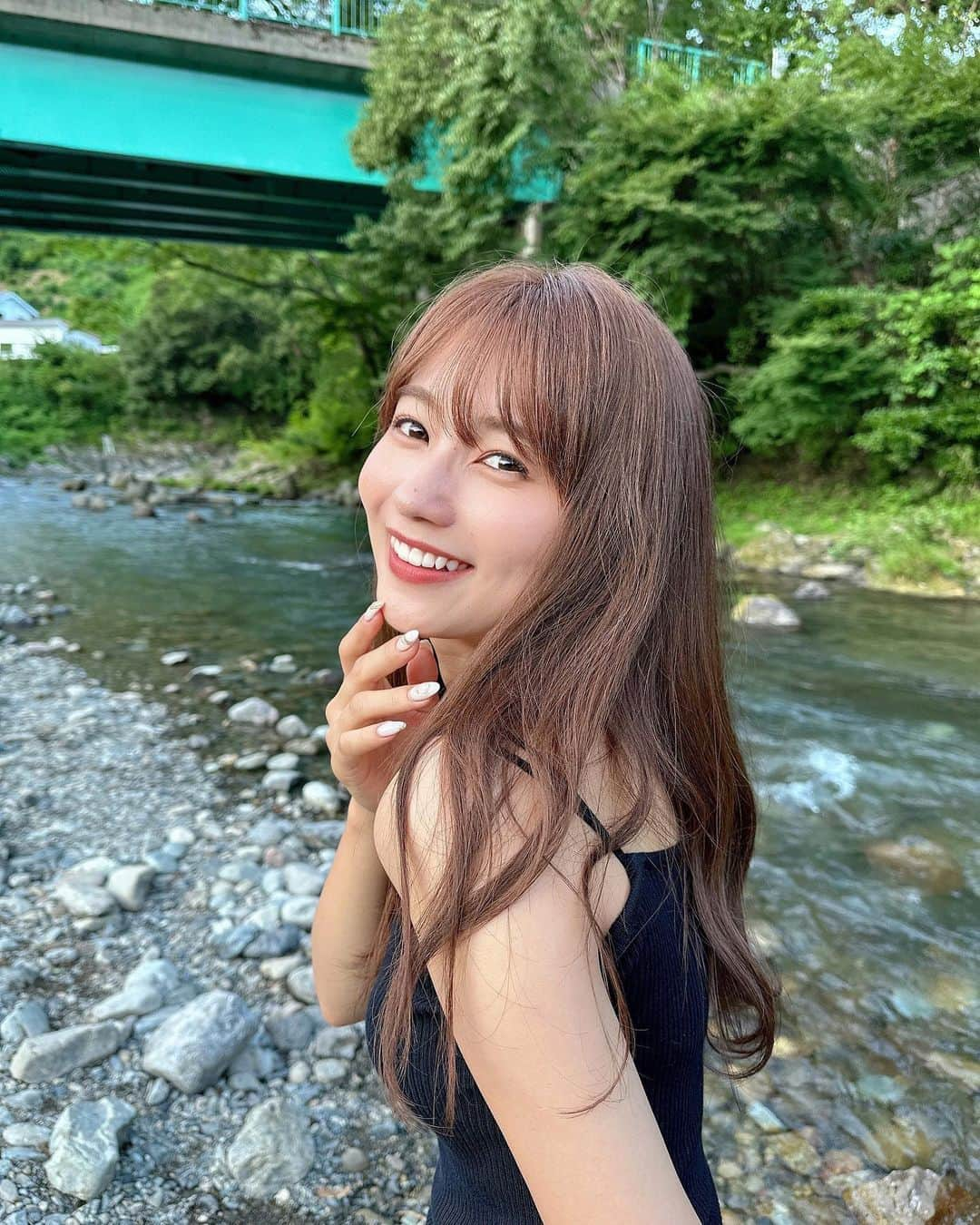 細沼紗花さんのインスタグラム写真 - (細沼紗花Instagram)「.  海より川派です🌿 今季まだまだ川行きたい🐾  . #川遊び#キャミソール#川キャンプ  #秋川渓谷#秋川」8月3日 18時13分 - sayaka_hosonuma