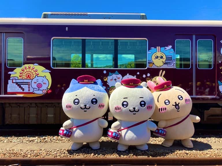 中野耕史のインスタグラム：「ちいかわ めちゃくちゃ可愛い！☺️ 明日からスタートする ちいかわ✖️阪急電車の取材をしてきました！ 詳しくはWave!!!!でお話しますねー♪ #ちいかわ #ハチワレ #うさぎ #kisswave #KissFM #阪急電車」