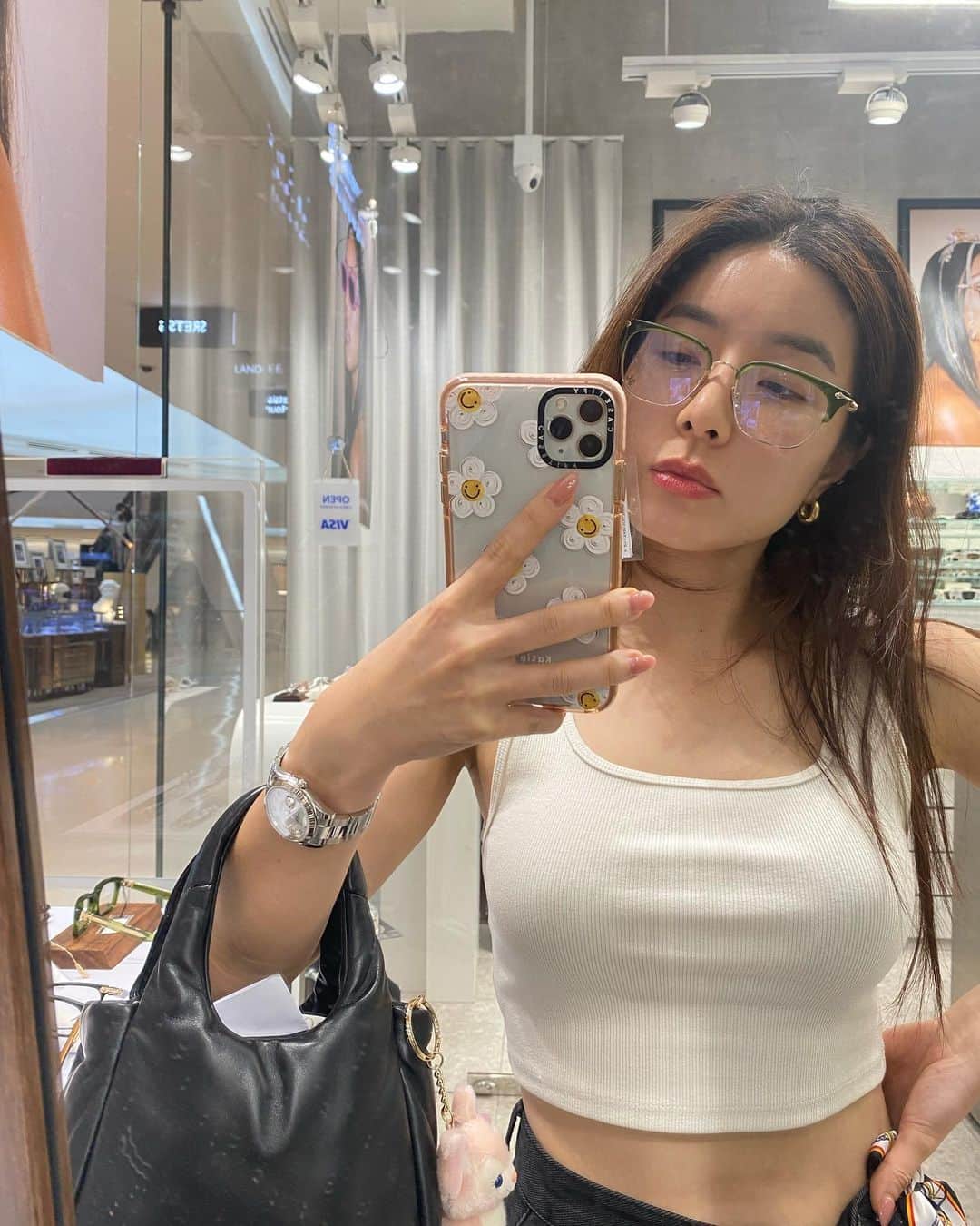 GYEON SEOのインスタグラム：「_* 🤓🐶💉🦖🥦 . . #รวมมิตร」