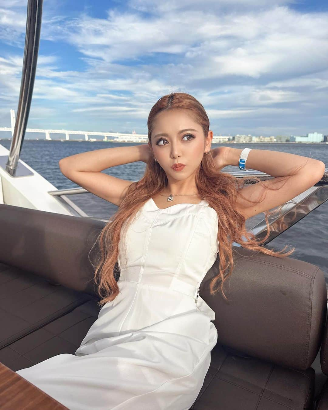 なかむらあんのインスタグラム：「クルージングでホワイトパーティしてきた🚢💨 夏を感じた☀」