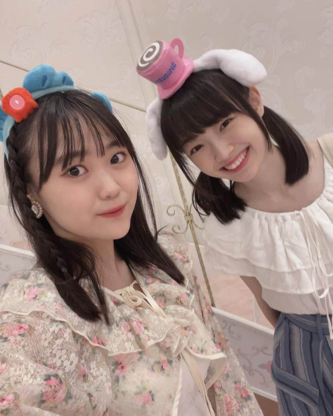 山﨑愛生さんのインスタグラム写真 - (山﨑愛生Instagram)「先月、 北研同期🍈 #juicejuice さん#工藤由愛 ちゃん  一緒にお出かけしたよ〜🐙🐼  #サンリオピューロランド  めっちゃ楽しかった😆😆😆  📷 ♡たーっくさん写真を撮りました！ ♡激辛チルHot！海鮮チゲラーメン🍜 ♡キャンプふぁいやー♡厚焼きホットケーキ🥞 ♡シナモンのブルーライチレモンソーダ🍋🥤  #シナモン推し  #由愛ちゃん #タコ 🐙 #山﨑愛生 #パンダさんパワー  #モーニング娘23  #morningmusume23」8月3日 19時35分 - mei_yamazaki.official