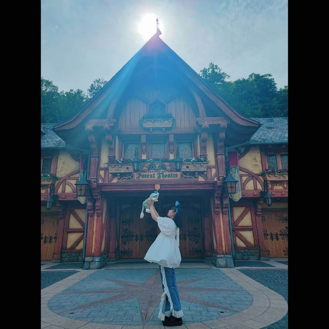 根岸可蓮さんのインスタグラム写真 - (根岸可蓮Instagram)「🐭🏰👑 出てない写真沢山😭 横顔ばっか集めた🫡 ディズニーシーもまた行きたいな🥺 ※ ※ ※  #ディズニー  #ディズニーランド  #candystripper #キャンディストリッパー #キャンスパ #根岸可蓮 #れんれん #Renstagram #followme #instagood #れんれんドキドキでーす」8月3日 19時46分 - negishikaren_official