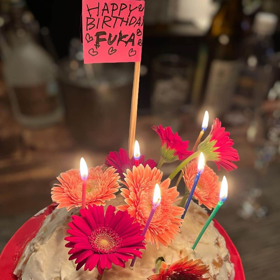 fuka3さんのインスタグラム写真 - (fuka3Instagram)「🎂🩷 #ありがとう7月 #最高の7月 #July #july22  #birthdaymonth . 幸せだけ女って上手く隠せない🥹」8月3日 20時06分 - fuka3
