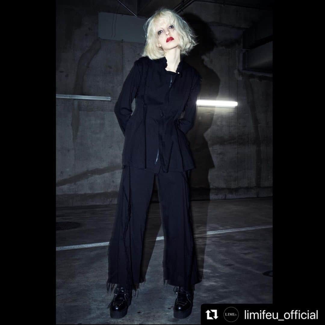 ハシモトタカヒロのインスタグラム：「My works, #Repost @limifeu_official with @use.repost ・・・ .⁠ LIMI feu⁠ 2023-24 AUTUMN / WINTER ⁠ COLLECTION⁠ ⁠ 8.4(Fri)　start⁠ ⁠ 秋、冬の新作を展開いたします。⁠ ぜひ、ご覧ください。⁠ ⁠ photographer：@mari_amita⁠ ⁠ Hair&Make-up：@8cid⁠ ⁠ #limifeu #リミフゥ #theshopyohjiyamamo」