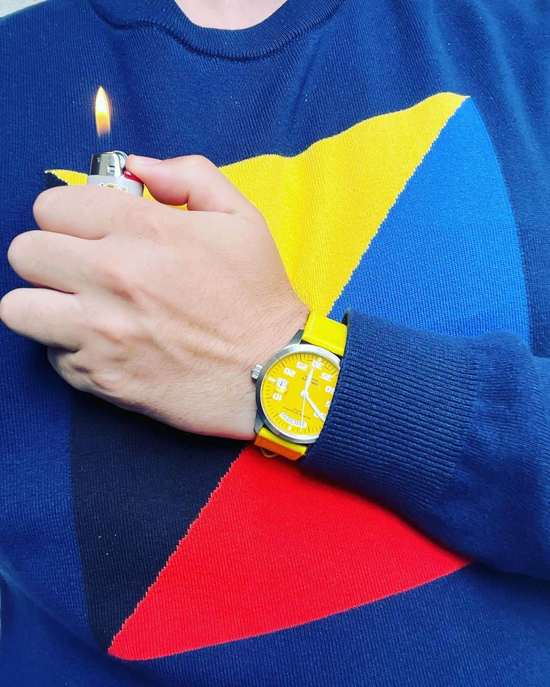 Maurice De Mauriac Zurichさんのインスタグラム写真 - (Maurice De Mauriac ZurichInstagram)「This watch is 🔥💛💊  #MauriceDeMauriac #MDM #MDMUhren #MDMwatches #royaltennenbaums #wesanderson #theroyaltenenbaums #Züri #zürifäscht #newwatch #launch #züridate #color #colors #tram #trams #colorofzurich #adidas #adidasoriginals #color #colors #colorful #colorfull #yello #yellow #summer #lighter」8月3日 20時30分 - mauricedemauriac