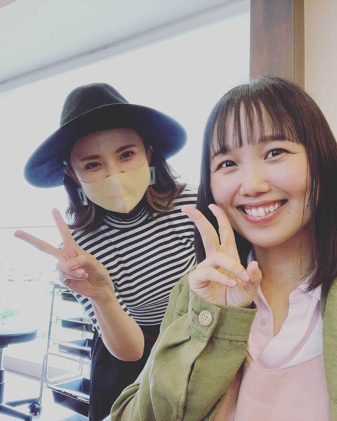 浜名ランチさんのインスタグラム写真 - (浜名ランチInstagram)「浜松の思い出✨パート2 みんな大好き💕 急遽帰るってなったからあんまり会えなかった人も居たけど久しぶりに会った友達が多過ぎて嬉し過ぎて友達の家族にも会えて嬉しい時間だった💕  また早くみんなに会いたい💕  #地元大好き #ズッ友ラブ #みんなありがとう」8月3日 20時32分 - hamanaranch