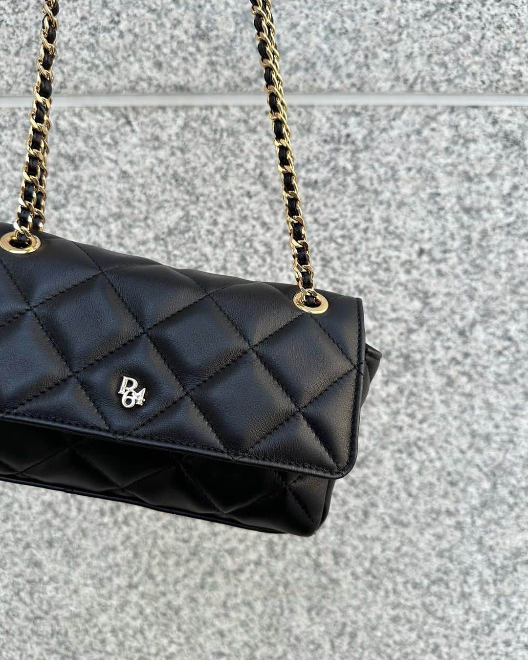 のインスタグラム：「new bag ❤︎」