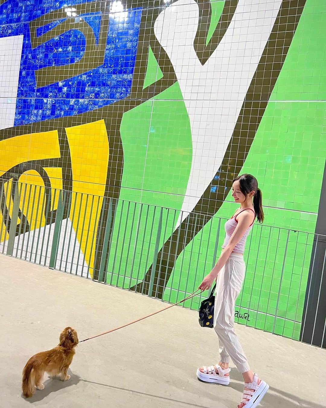 のインスタグラム：「ここどーこだ？」