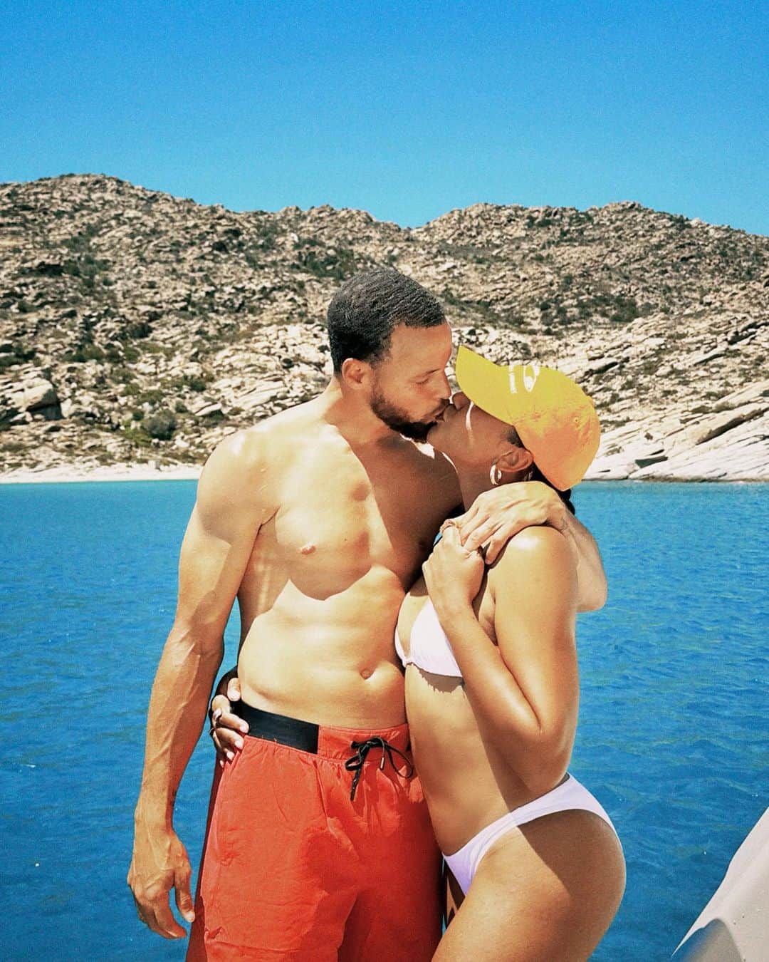 エイヨシャ・カレーのインスタグラム：「🧡」