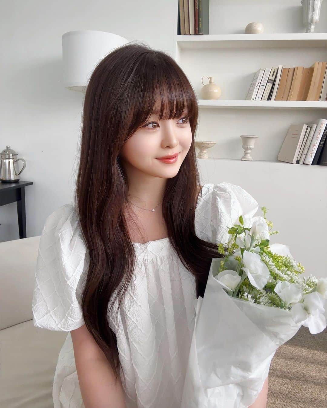 スヒョンのインスタグラム：「♥ 제 포스팅 심각하게 따라 하는 분들이 있어서 새로운 아이디어 생각하고 있는데 바꾸고 나면 또 따라 할까봐 슬퍼유 🥲 다른것도 아니고 판매 아이디어라 응용도 싫은데 복붙은 너무해유 💧 ⠀⠀⠀⠀ ﹆ 사진은 포스팅 안 해도 반응 좋은 ❛ waffle one-piece (2color) ❜ 원단 넘 좋아서 10년은 입어도 변함 없을 듯 𝑱𝒂𝒏𝒈𝒔𝒖𝒉𝒚𝒖𝒏」