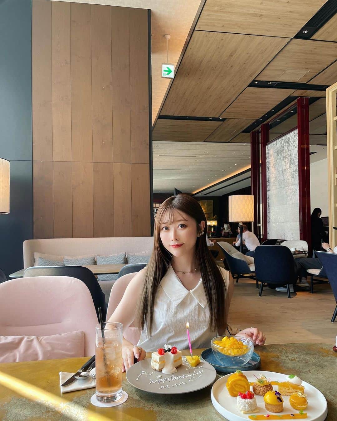 maari watanabe(まありん)のインスタグラム：「🎂 dm送ってくれた方々、ありがとうございました✨ 最近ふつうの思い出投稿みたいなインスタになっちゃってるけど😢 いつも元気を本当にありがとうございます😭 優しい言葉に支えられてます🙇  誕生日旅行🚄💕  #バースデープレート  #誕生日プレート」